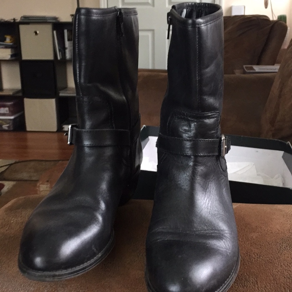 Available Black above the ankle Ralph Lauren boots